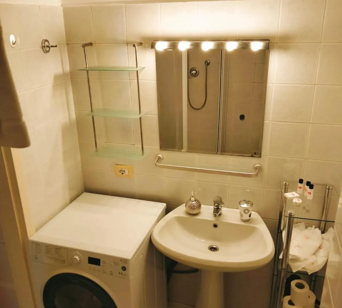 Apartment Imhome - Porta Nuova Milan Italy